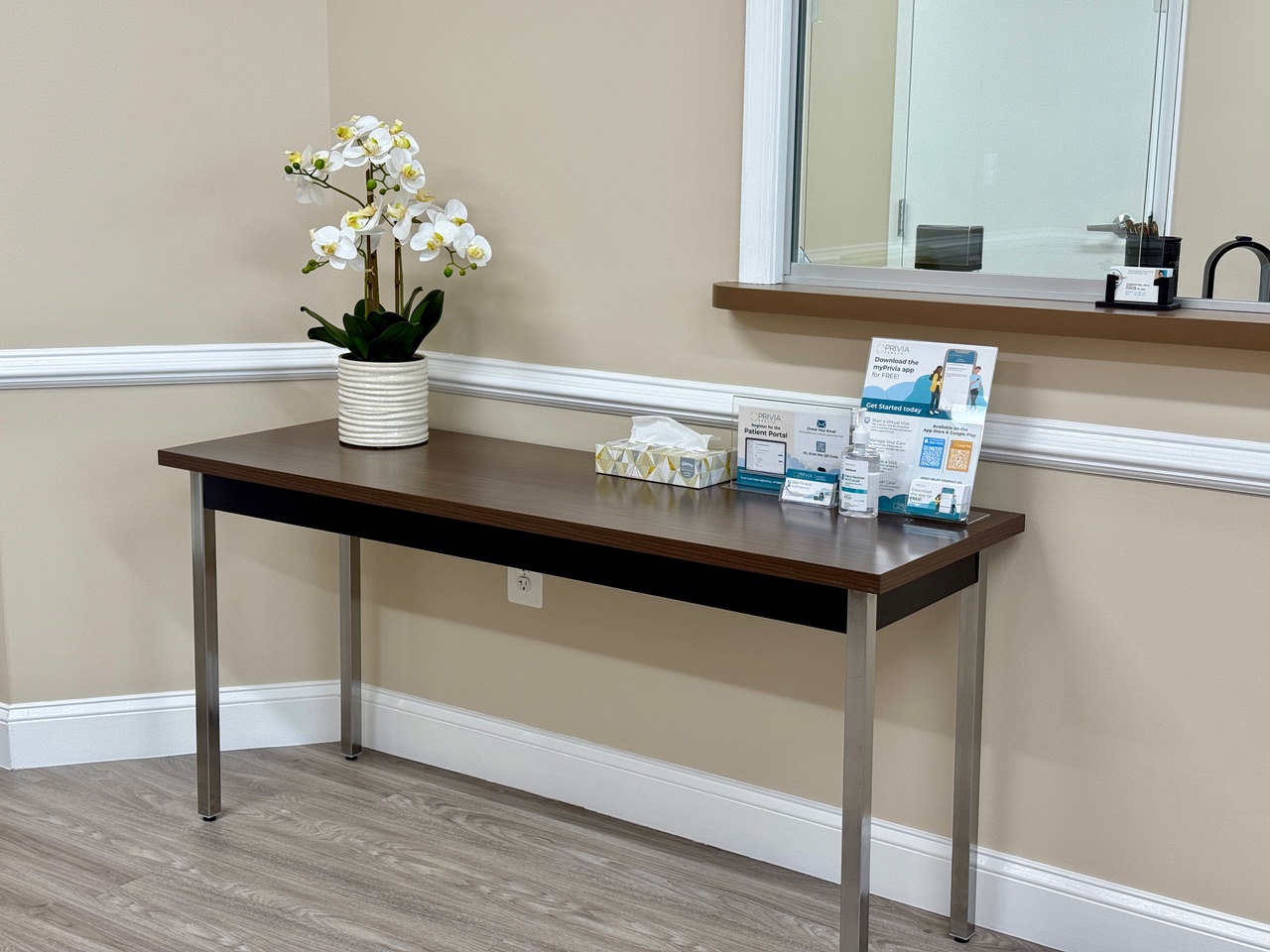 Noor Family Practice Front Desk