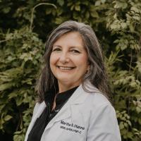 Martha Hanna's headshot