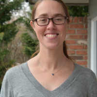 Caroline Lodato's headshot