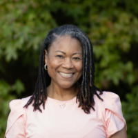 Regina Cooper's headshot