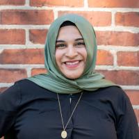 Momina Khatri's headshot