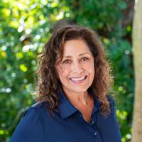 Mia McCallum Crawford